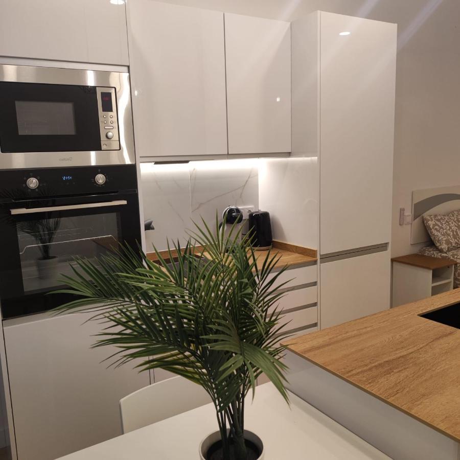 Av. Asturias Apartamento Madrid Eksteriør billede