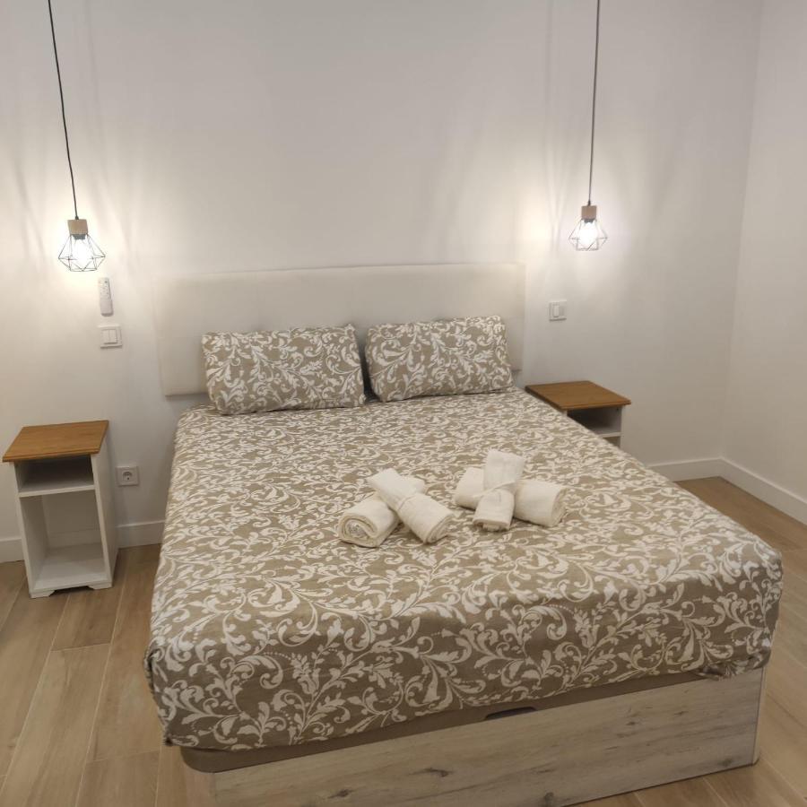 Av. Asturias Apartamento Madrid Eksteriør billede