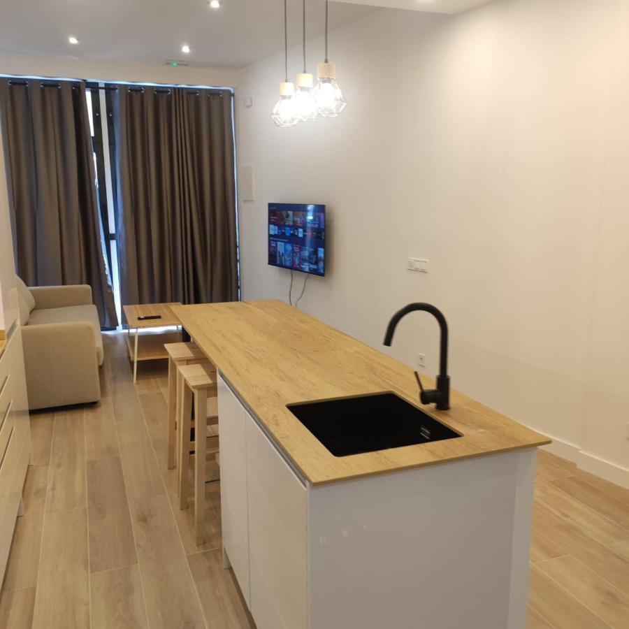 Av. Asturias Apartamento Madrid Eksteriør billede