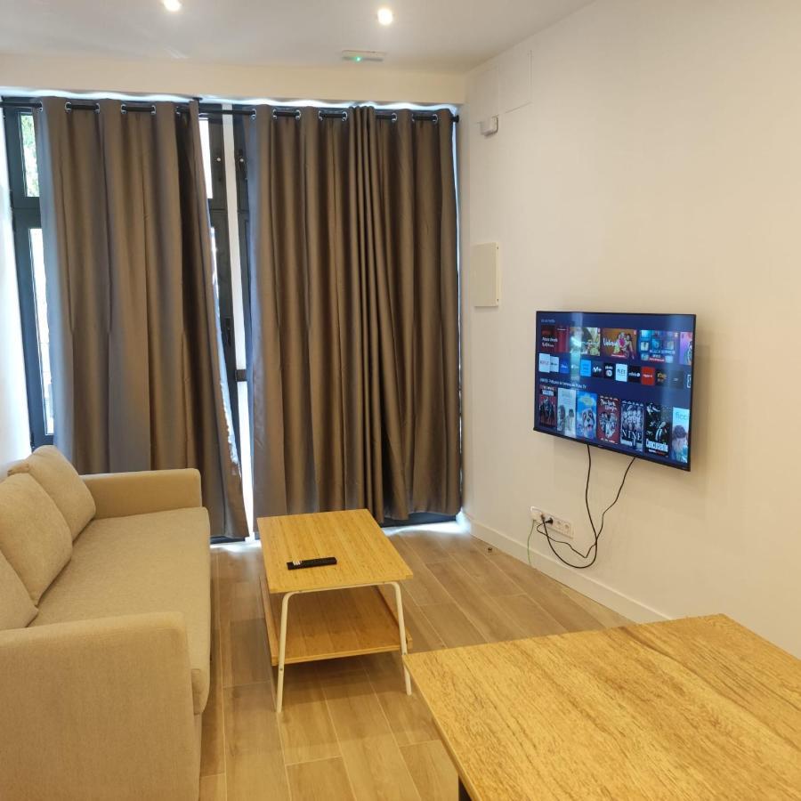 Av. Asturias Apartamento Madrid Eksteriør billede