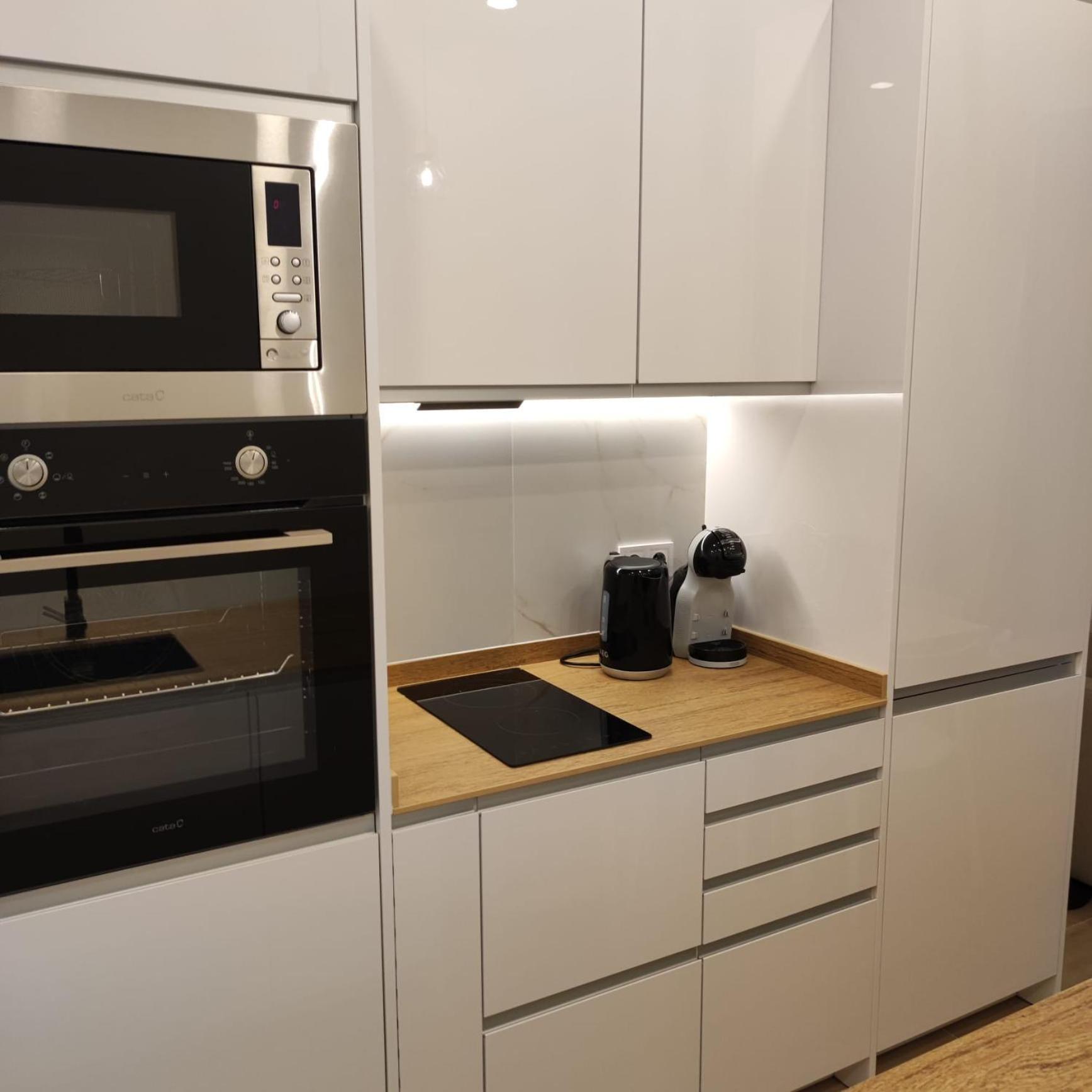 Av. Asturias Apartamento Madrid Eksteriør billede